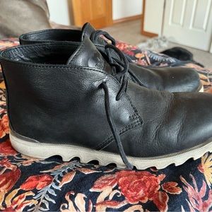 Sorel Kezar waterproof boots - size 9.5